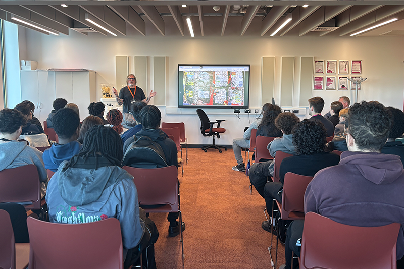 Del from Spudos talk to learners